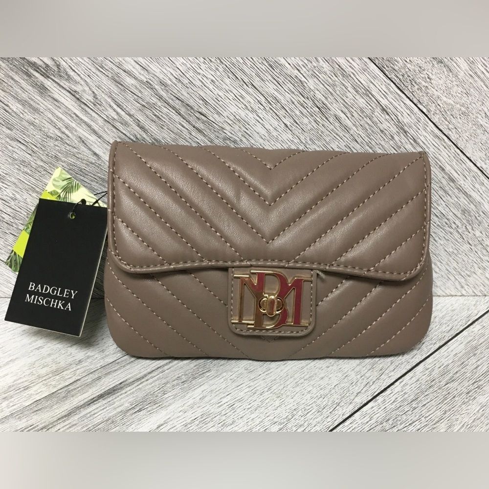 Badgley Mischka Taupe Quilted Clutch | NWT